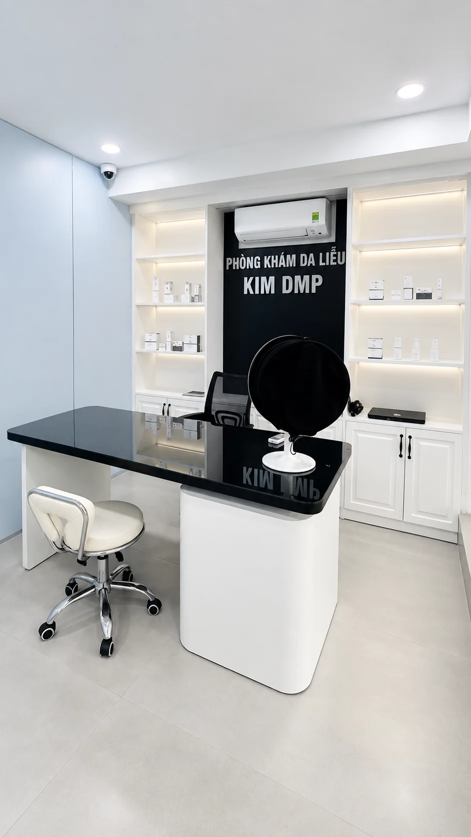 Khu vực soi da và tư vấn tại Kim DMP Gò Vấp